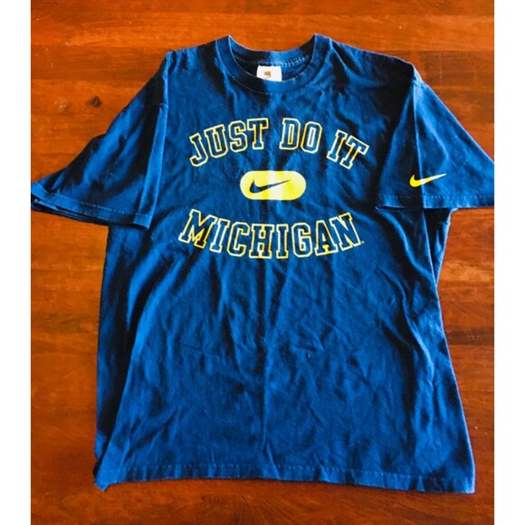 Vintage 90's University of Michigan Nike Just Do It Center Swoosh T  Shirt - L - Picture 2 of 7